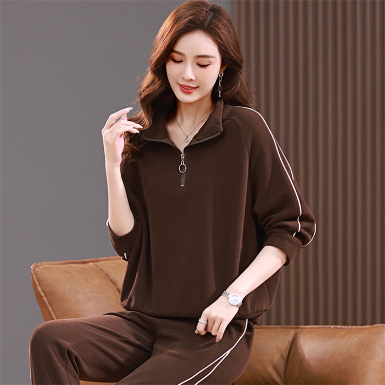2023秋季新款时尚气质宽松显瘦休闲舒适上衣，女装T恤，丽影随形