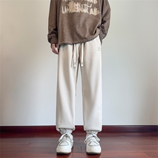 卡其色