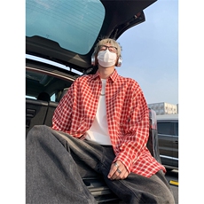 红色