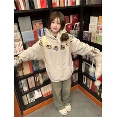 趣味蜡笔小新刺绣纽扣连帽卫衣女秋冬2025新款休闲宽松高级感上衣，男装卫衣，星座506A
