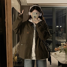 深棕色