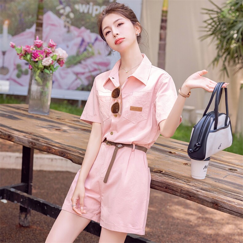 时尚翻领粉色工装连体裤女夏高腰显瘦气质高级感休闲收腰连衣短裤,女装连体裤,新思路