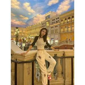 网图白色豹纹牛仔裤贴皮刺绣美式十字架直筒长裤A025-XN62211-P50图片
