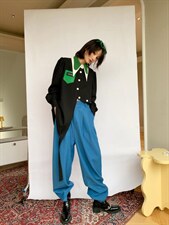 不规则设计黑色衬衫，女装衬衫，WAN QING万青