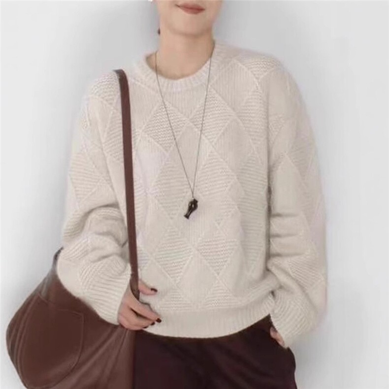 2025年秋季单件长袖大菱形个圆领套头衫，女装羊绒衫，鹿一羊绒