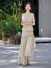 老钱风V领马甲+蕾丝拼接半身裙两件套，女装套装/套裙，采品优优