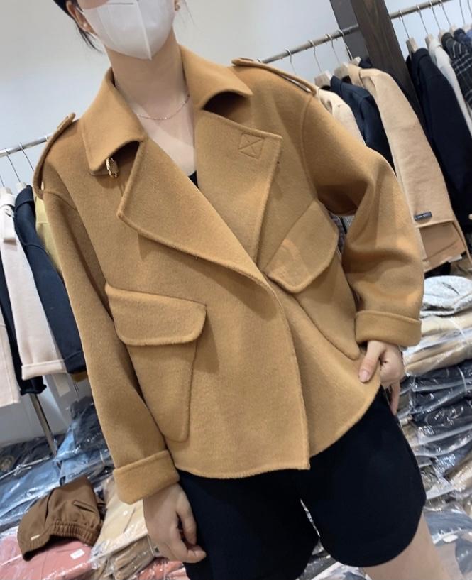 2021秋冬新款高端斜扣双口袋设计感羊毛双面呢外套,女装其它,L·H·X