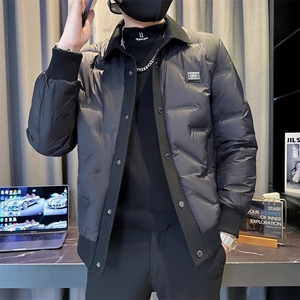2025新款足货有报告冬季轻薄菱形格羽绒服潮高领外套YR2699图片