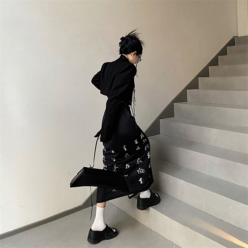 春夏新款复古小众风书法半身裙开叉中长款个性显瘦裙子女,男装休闲裤,星座716-2