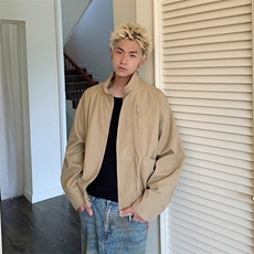 卡其色