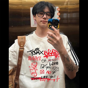 抖音得物高品质二开240克宽松纯棉美式潮牌三条杠织带短袖T恤图片