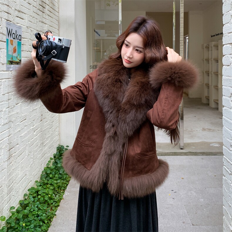 新款现货2B162-P485-K725鹿皮绒真狐狸毛90白鸭绒派克服,女装派克服,网红馆