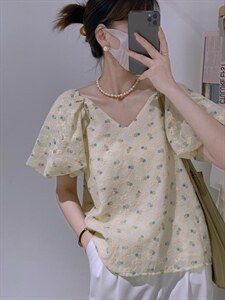 刺绣小衫图片