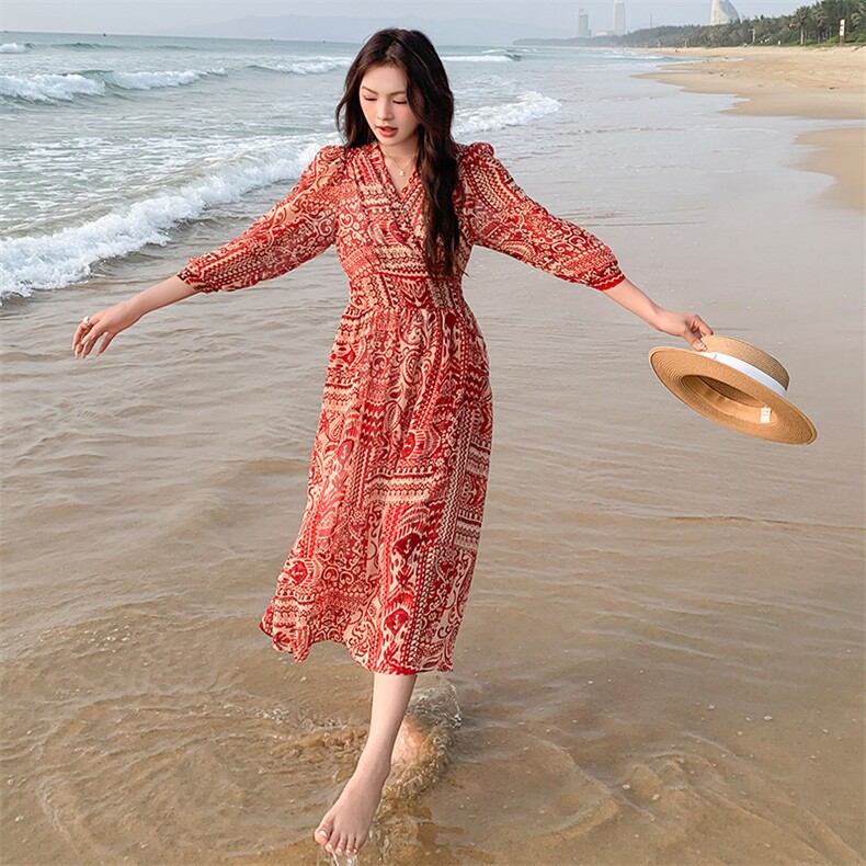 轻奢折扣剪标大牌原单清仓新款女简约气质优雅宽松收腰碎花连衣裙，女装连衣裙，天使之佳话