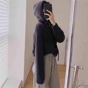 秋冬新款连帽针织加厚套头毛衣女帽衫短款打底羊毛衫图片
