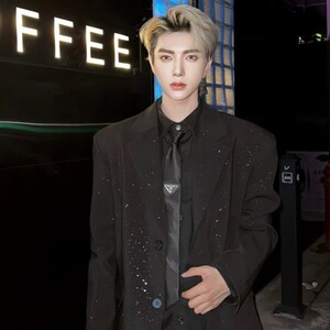 西服男外套黑色韩版修身商务休闲职业正装青年加大码上衣西装图片