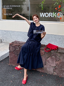 韩系简约休闲百搭圆领短袖衬衫女2025夏季新款高腰显瘦半身裙套装图片