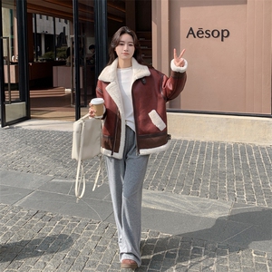 182-8586-P195-K268-设计感皮毛一体短外套机车服图片