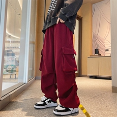 红色