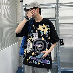 黑色