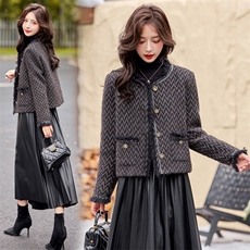 流苏边小香风羊毛呢羽绒外套女2024秋冬季小个子气质短款毛呢上衣，女装羽绒服，雅静靓衣