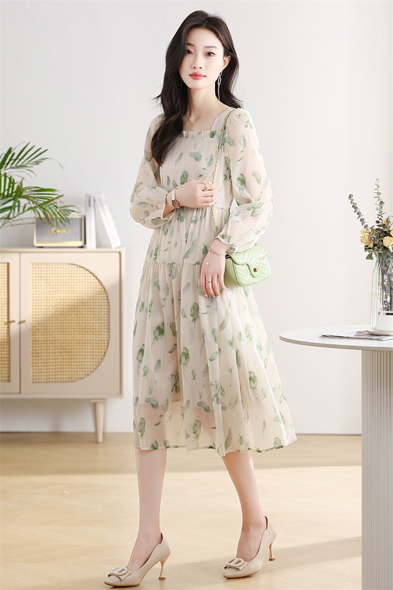 绿色碎花雪纺连衣裙女2026春夏新款方领七分袖收腰显瘦中长款仙女,女装连衣裙,艾米