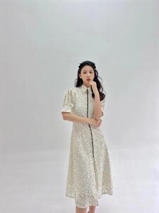 蕾丝泡泡袖连衣裙图片