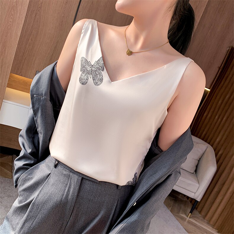 吊带背心女内搭V领2023新款夏季印花上衣外穿打底缎面时尚女款，女装背心吊带，朝贺羊绒