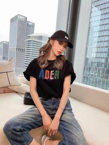 ADER新款印花T～，女装，LOVELS