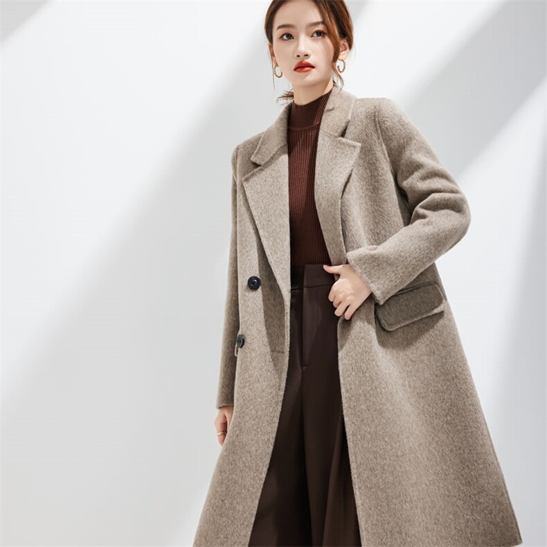 重磅长毛系列长款翻领大衣长袖时尚百搭,女装双面呢大衣,柔娇羊绒大衣