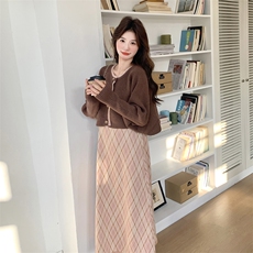 现货高品质毛衣＋背心裙2C212-G27-P185-K258，女装套装/套裙，2C212