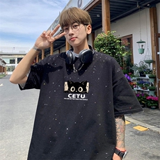 黑色