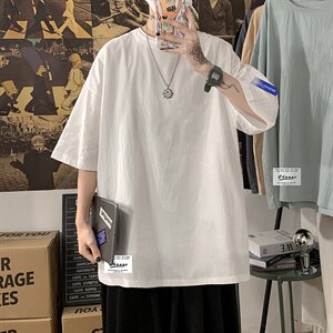 卡其色
