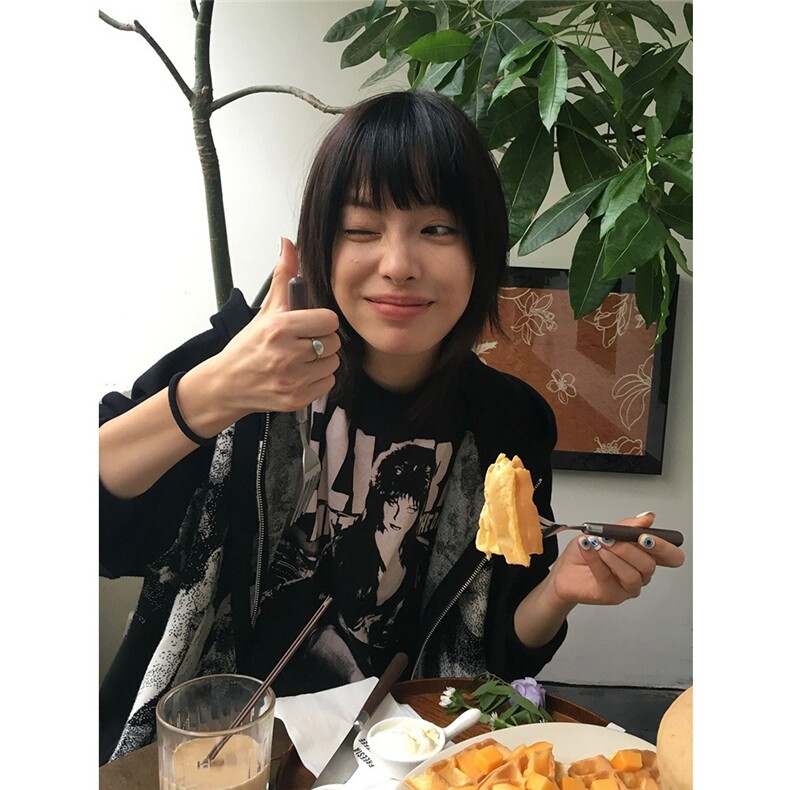 美式复古黑白人物针织连帽卫衣女2025新款秋冬慵懒风拉链开衫外套,女装短外套,星座506A