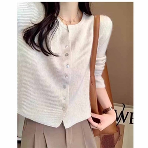 秋冬新款针织单排扣开衫时尚百搭，女装羊绒衫，鹿一羊绒