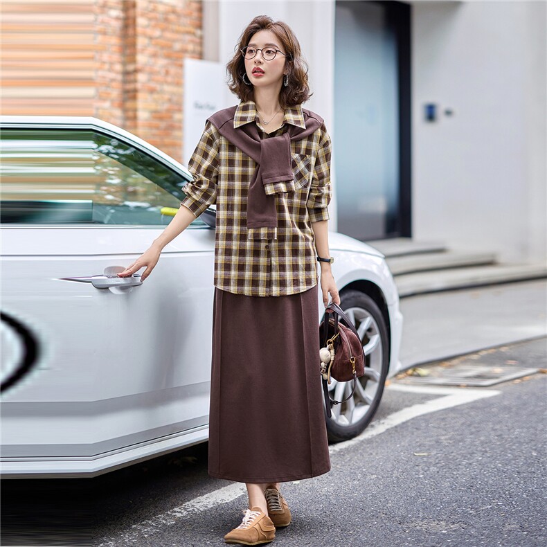 现货!2025秋装新款格纹衬衫套装披肩搭配气质时尚套装,女装套装/套裙,涵墨