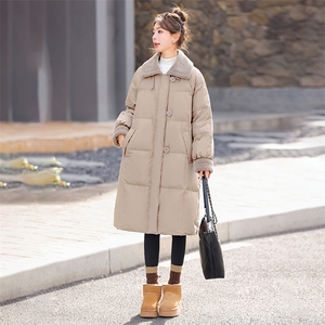 中长款羽绒服女2024冬季新款欧货大牌高端洋气羊羔毛翻领加厚外套图片
