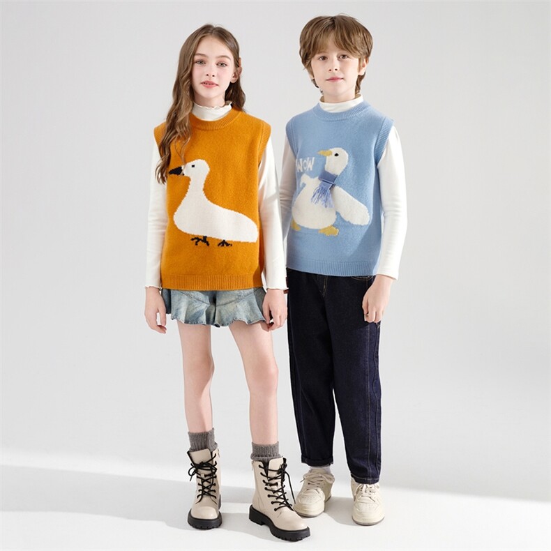 2025年时尚百搭通勤简约加厚小鸭鸭马甲男女同款，童装马甲，牧皓研