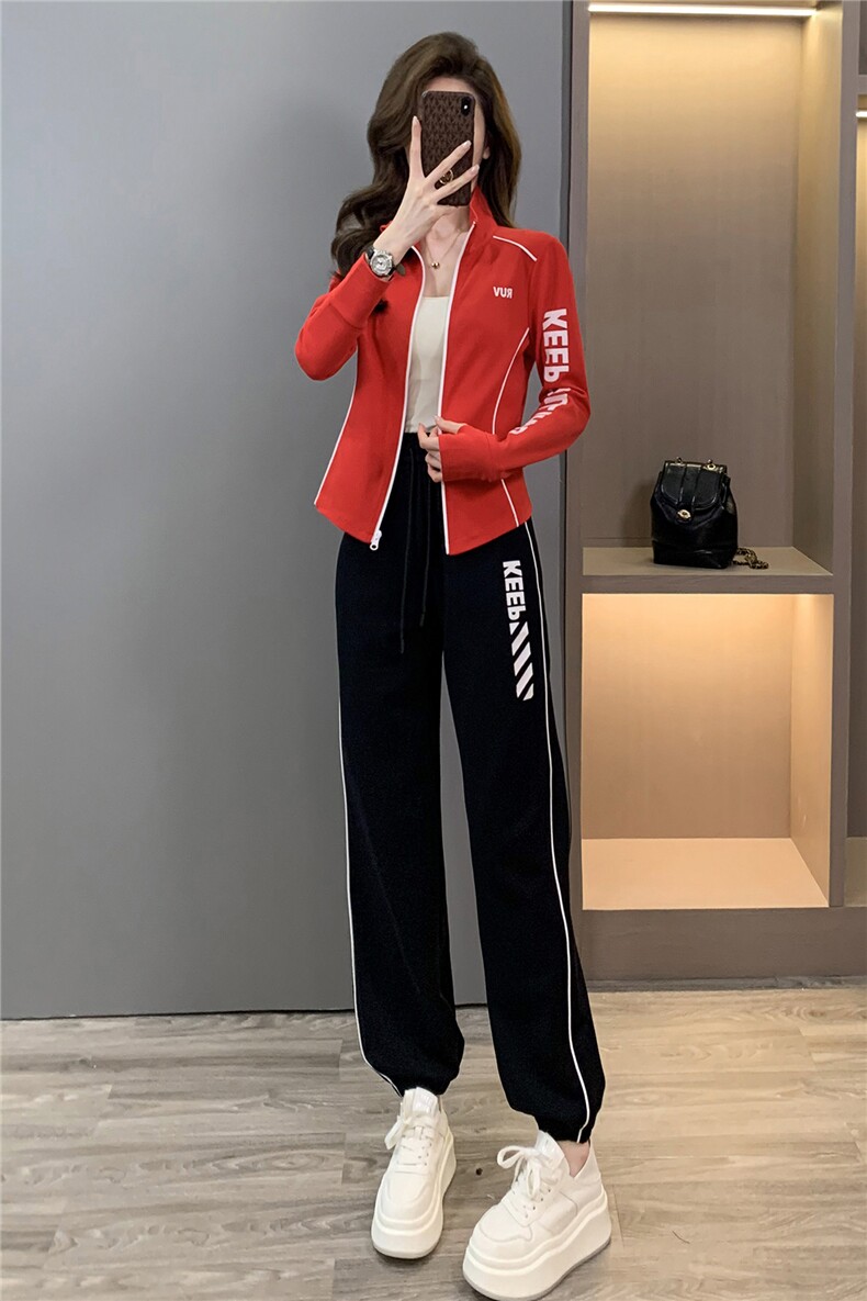 设计感欧货休闲运动套装女秋拉链开衫红色立领上衣束脚长裤两件套,女装套装/套裙,江南