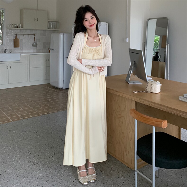 法式穿搭黄色挂脖吊带连衣裙叠穿开衫女春秋超火好看绝美长裙套装,女装连衣裙,2D035