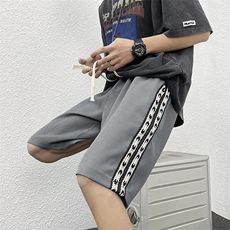灰色