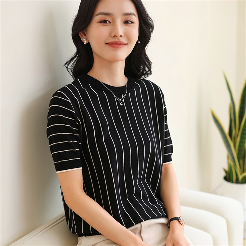 2025夏季新款圆领套头纯棉短袖T恤女士拼色竖条纹时尚百搭亲肤T恤,女装T恤,伊绒腾羊绒