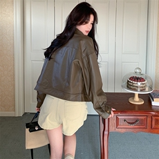 2024春装新款俏皮小众皮衣夹克短外套小个子上衣女，女装皮衣，辉之琳
