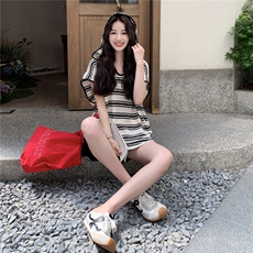 时尚套装2025夏季女新款条纹连帽上衣舒适透气舒适短裤一整套穿搭，女装套装/套裙，2C167