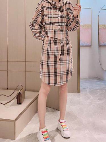 2021春装格子带帽连衣裙，女装连衣裙，莫妮菲