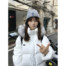 白色