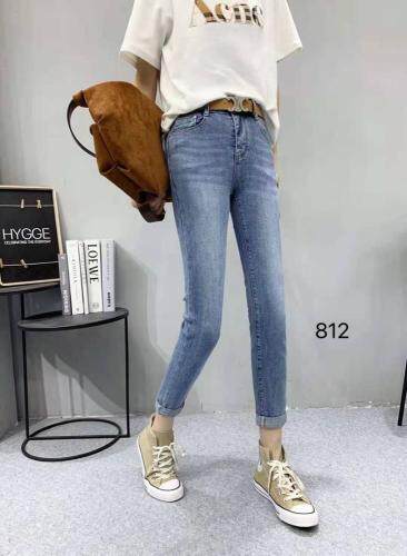 2021年春季面料系列裤子，牛仔系列的裤子，我们呐影专业裤子，女装，纳影