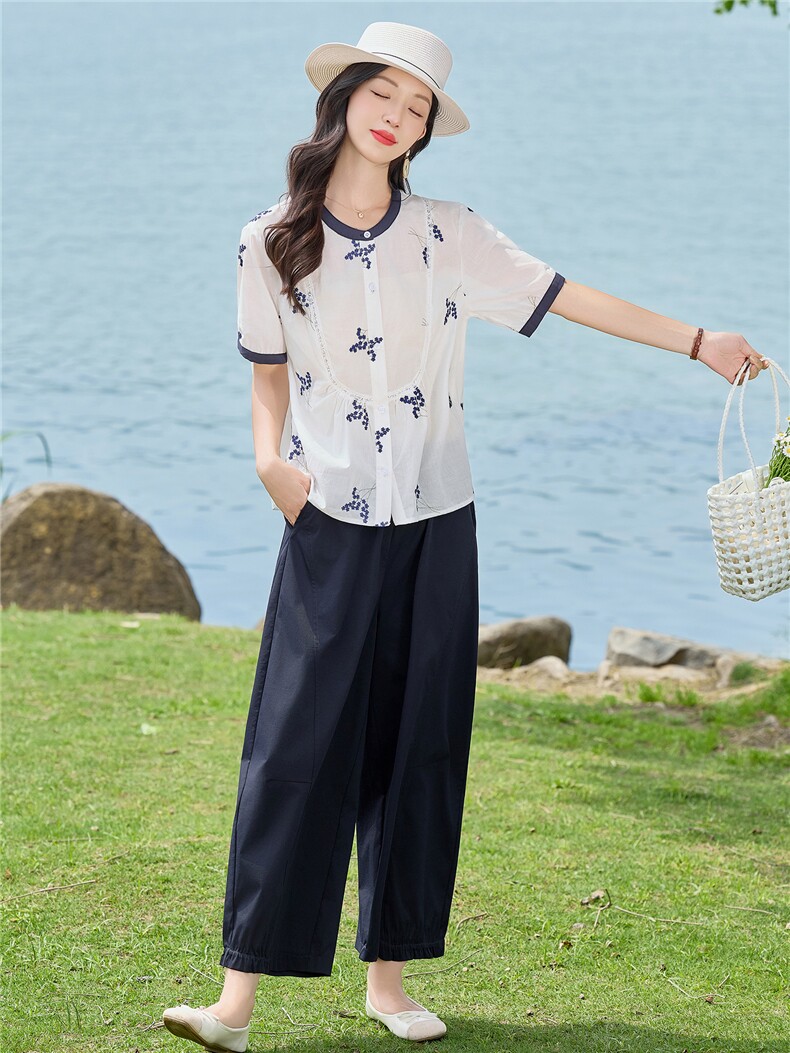 2026年夏季刺绣撞色衬衫裤子两件套套装,女装套装/套裙,依路服饰