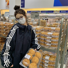 【新款】休闲连帽蝴蝶结冲锋衣外套，女装短外套，2C283
