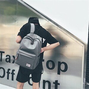 男真丝字母韩版双肩背包时尚创意款包开学季双肩包图片